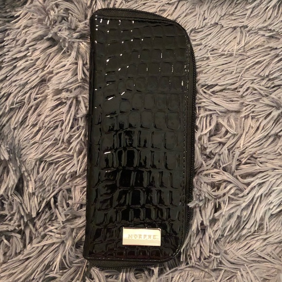 Morphe Brush Holder - Picture 1 of 6